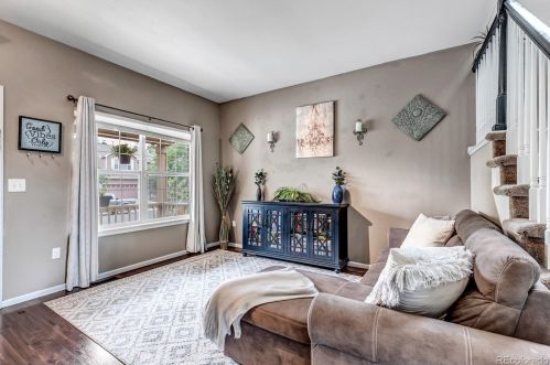 18683 Crestridge Dr, Aurora CO 80015-5128 exterior