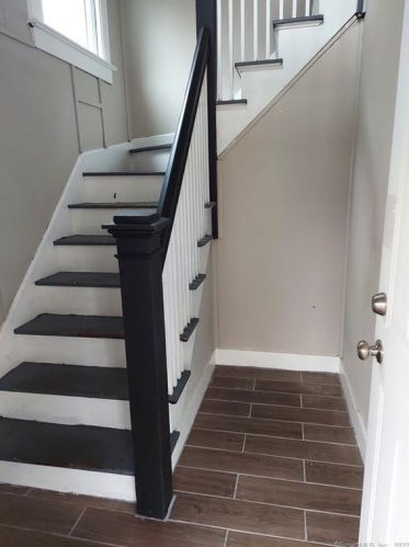 314 Bristol St, Southington CT  06489-4537 exterior