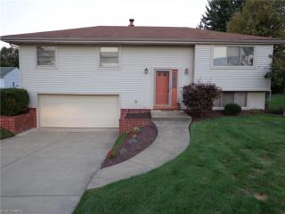 8671 Lincolnshire Blvd, Cleveland, OH 44149-1147