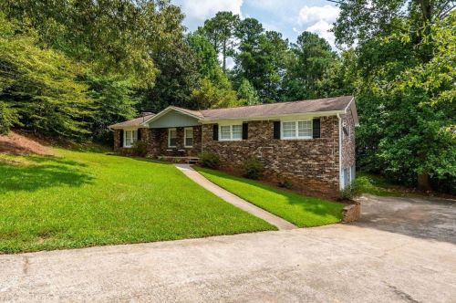 214 Potomac Ct, Holly Springs, GA 30188-4122