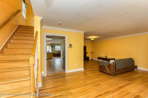 513 Church St, Middletown, NJ 07748-2302