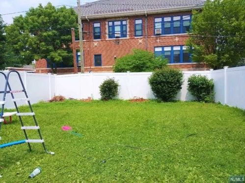 9-15 Henry St, Ridgefield Park, NJ 07660-2208