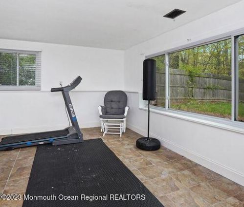 62 Annapolis Dr, Hazlet NJ  07730-2354 exterior