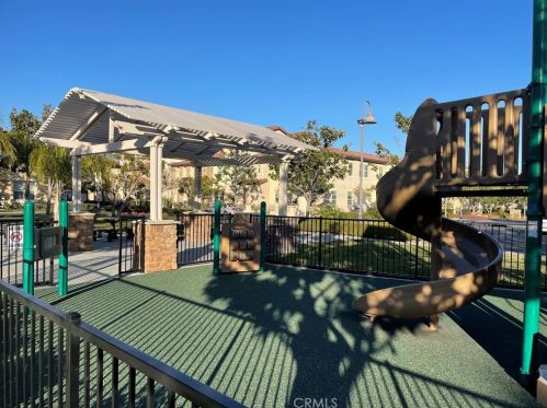 2660 Madison Cir, Anaheim CA  92801-4954 exterior