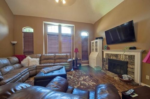 1312 Osceola Trl, Carrollton TX  75006-2950 exterior