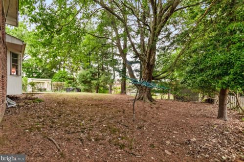 10905 Oakwood St, Silver Spring MD 20901-1238 exterior