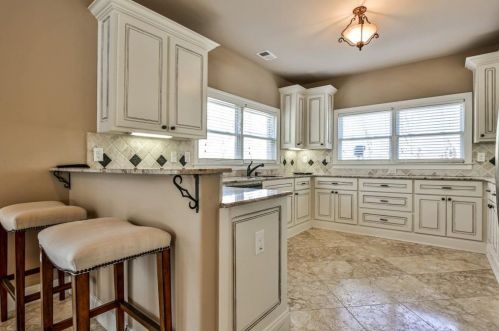 360 Cameron Ridge Dr, Atlanta GA  30328-4710 exterior