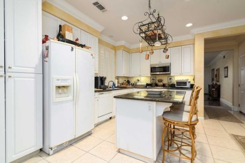 2895 Cinnamon Pl, Anaheim CA  92806-3733 exterior