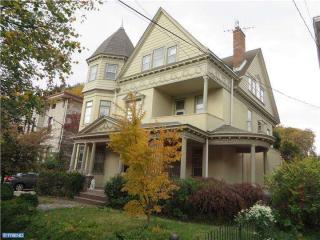 330 Hamilton Ave, Trenton, NJ 08609-2717