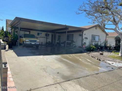 632 Cox Ln, Santa Maria, CA 93454-1904