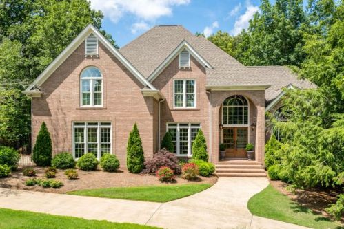 9117 Stoney Mountain Dr, Chattanooga, TN 37421-2095