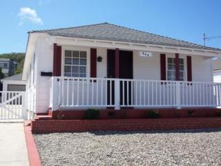 326 Clay St, Monterey, CA 93940-2228