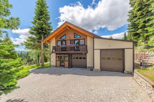 13308 Ski Slope Way, Truckee CA  96161-7005 exterior