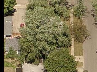 2435 Nemery Ct, Waukegan, IL 60085-2575