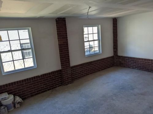 1283 Carolyn Dr, Atlanta GA  30329-3547 exterior