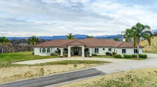 31900 Live Oak Canyon Rd, Redlands, CA 92373-7862