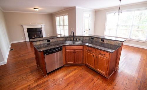 5170 Halcyon Dr, Atlanta GA  30349-1594 exterior