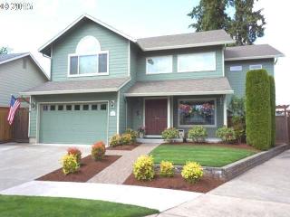 523 Sweetwater Ln, Eugene, OR 97404-7008
