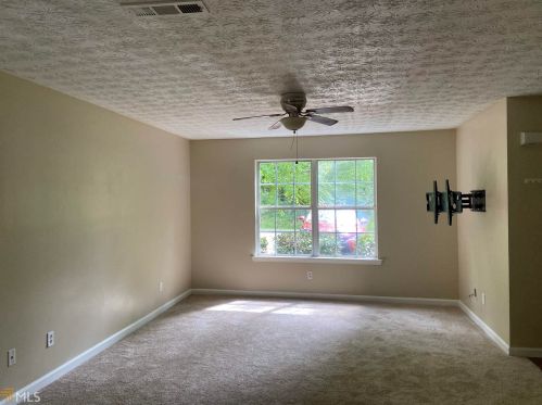146 Southern Shores Rd, Jackson, GA 30233-3365