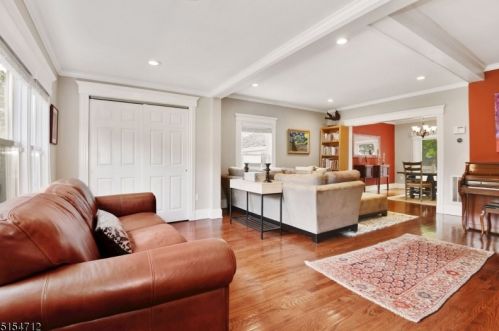 27 Wetmore Ave, Maplewood, NJ 07040-1517