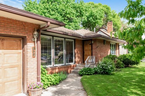 1941 Hamline Ave, Saint Paul MN  55113-5815 exterior
