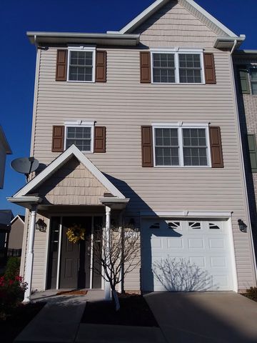 206 Tarbert Ct, Morgantown WV  26508-4515 exterior