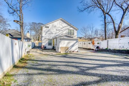 964 Mayson Turner Rd, Atlanta GA  30314-2852 exterior