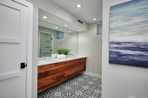 838 Fillmore St, Denver CO  80209-4819 exterior