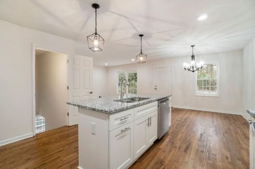 830 Magna Carta Dr, Atlanta GA  30318-6060 exterior