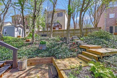 1044 High Point Ter, Atlanta GA  30315-2601 exterior