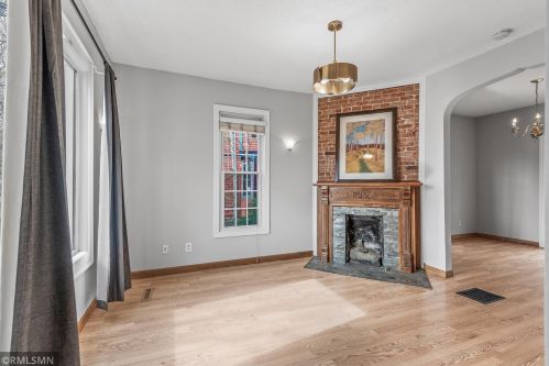 394 Dewey St, Saint Paul MN  55104-3530 exterior