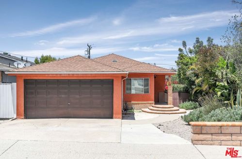 5135 140th St, Hawthorne, CA 90250-6522