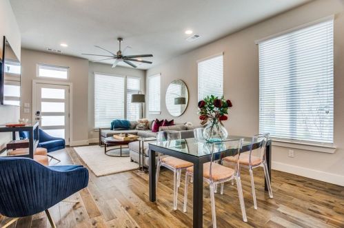 401 Templeton Dr, Fort Worth TX  76107-2252 exterior