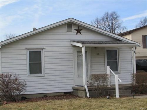 118 Granville St, Fort Russell, IL 62010-1428