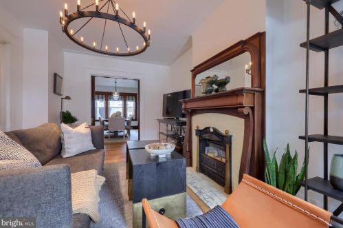 620 Pine St, Lancaster PA  17603-2824 exterior