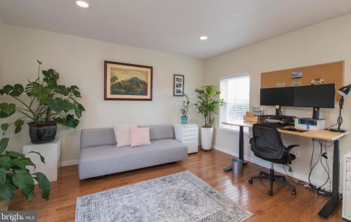 413 Belgrade St, Philadelphia PA 19125-2622 exterior