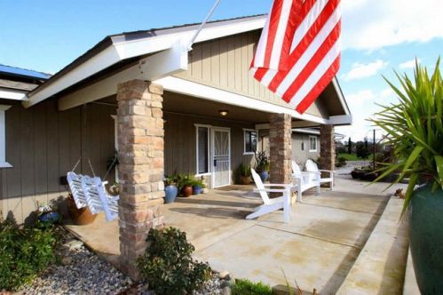 16935 Karen Rd, Madera, CA 93636-9223