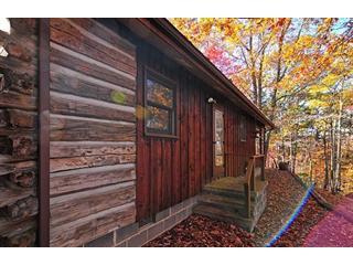 3739 Old Mountain Rd, Pigeon Forge, TN 37876-6148