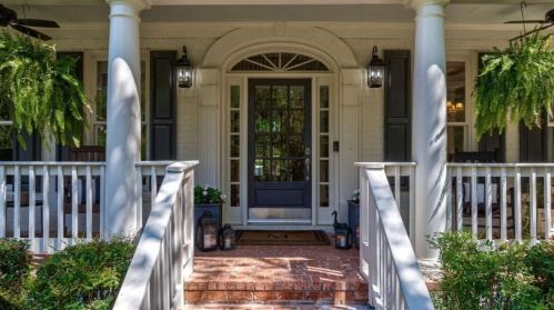 227 Woodcliff Ct, Suwanee, GA 30024-5455