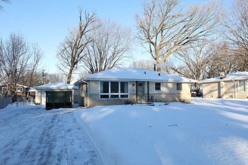 6526 Mckinley St, Minneapolis MN  55432-4736 exterior