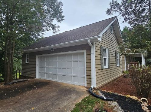 571 Goode Rd, Conyers GA  30094-3224 exterior