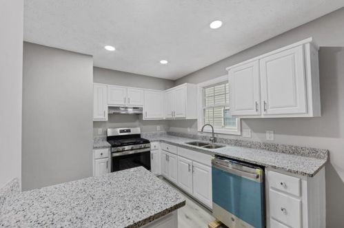 1300 To Lani Farm Rd, Stone Mountain, GA 30083-5373