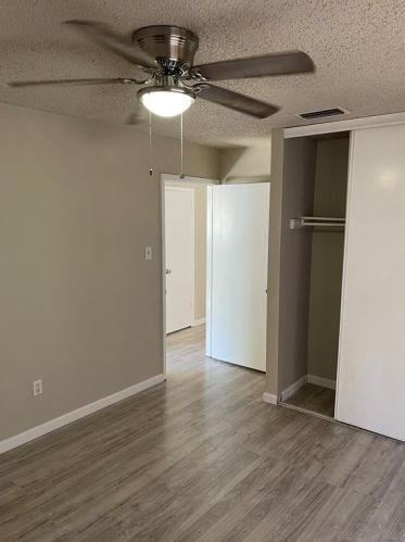 5500 Willow Cir, Fort Worth TX  76112-1952 exterior