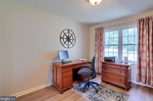 1809 Krystle Dr, Lancaster PA  17602-4143 exterior