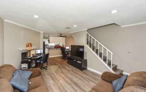 734 Fairhaven St, Anaheim CA  92801-4002 exterior