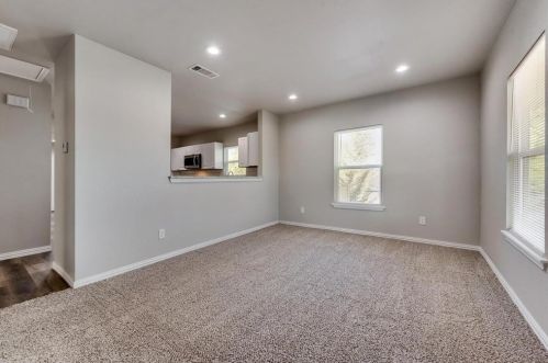 1476 Rosedale St, Fort Worth TX  76104-5633 exterior