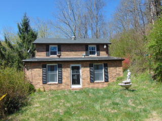11463 River Rd, Itmann, WV 24847