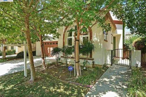 419 Tradition St, Tracy, CA 95391-1005