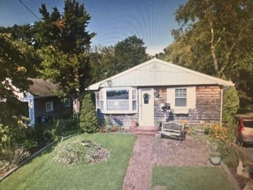 65 Anderson Ave, Warwick, RI 02888-4817