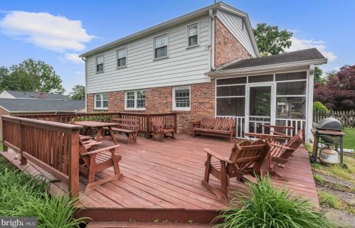 13111 Fernedge Rd, Silver Spring MD 20906-5302 exterior